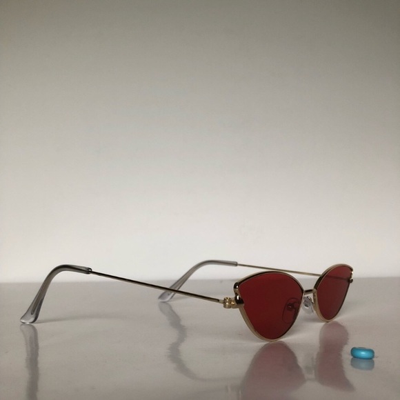 Slim Frame Wire Cat Eye Sunglasses - Picture 6 of 6